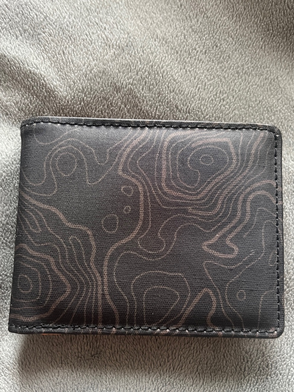 Sipsey Wilder Topo pattern bifold wallet